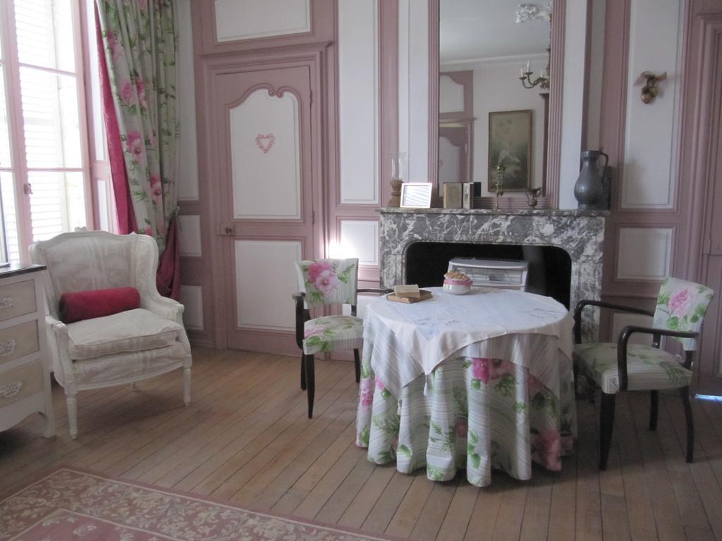 Le Chateau De Failloux Épinal Cameră foto